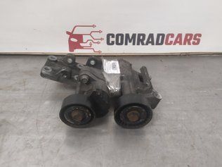 Кронштейн кріплення генератора Jeep Patriot 11-17 4891592AA фото