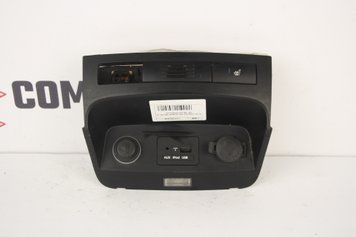 Блок USB-Aux Kia Sorento XM 09-14 961202P000VA фото