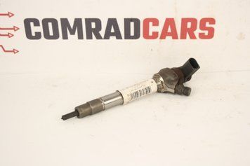 Форсунка топливная VW Passat b8 2.0 04L130277AC фото