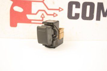Кнопка стеклоподъемника Subaru Forester 02-08 83071SA0501 фото