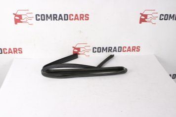 Ущільнювач скла зад правий Kia Cerato TD 09-13 835402K000 фото
