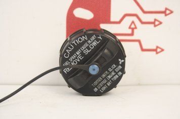Кришка заливної горловини Mitsubishi Outlander 06-12 1711A015 фото