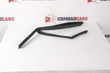 Ущільнювач скла зад лев Kia Cerato TD 09-13 835302K000 фото