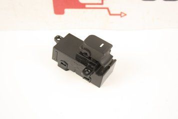 Кнопка склопідйомника зад Kia Optima 10-15 935802T000 фото