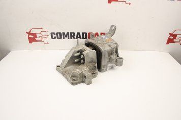 Подушка двигуна Kia K5 21- 21835L1100 фото