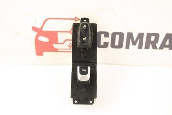 Кнопка склопідйомника перед правою Kia Optima 15-20 93576D4010 фото