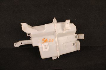Бачок омивача Mitsubishi Outlander 21- 8260A596 фото