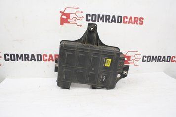 Кронштейн кріплення адсорбера Kia Soul 13-19 31425B2500 фото