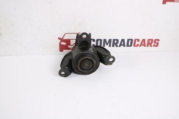 Подушка двигуна прав Kia Cerato 13-18 21810A5000 фото