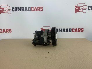 Помпа Jeep Renegade 14-24 5047389AA фото