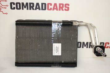 Испаритель кондиционера BMW 328xi 12-18 64116975553 фото