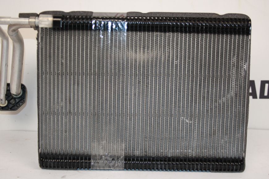 Испаритель кондиционера BMW 328xi 12-18 64116975553 фото