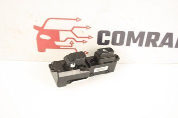 Кнопка склопідйомника зад Kia Soul 13-19 93580B2000CA фото