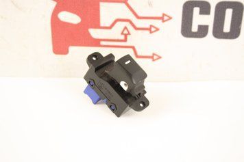 Кнопка склопідйомника зад Kia Cerato 13-18 93581A7100 фото