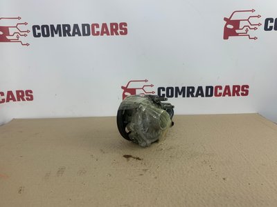 Помпа Mazda 6 12-19 PE0115010B фото