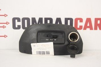 Роз'єм USB-AUX Kia Soul 08-13 961202K000 фото