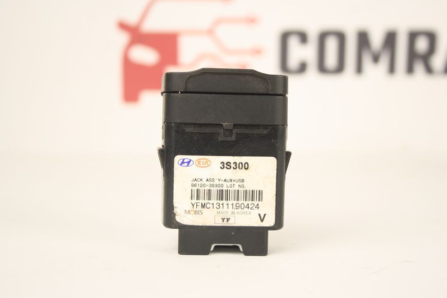 Разъём USB-AUX Hyundai Sonata YF 2.0 Турбо 10-15 961203S100 фото