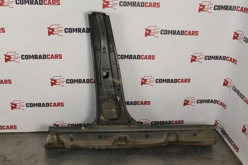 Стійка кузова центр лев Kia Cerato 09-13 714011MB10 фото