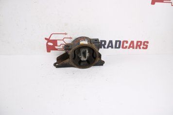 Подушка (опора) двигуна ліва Kia Soul AM 08-13 218302K000 фото