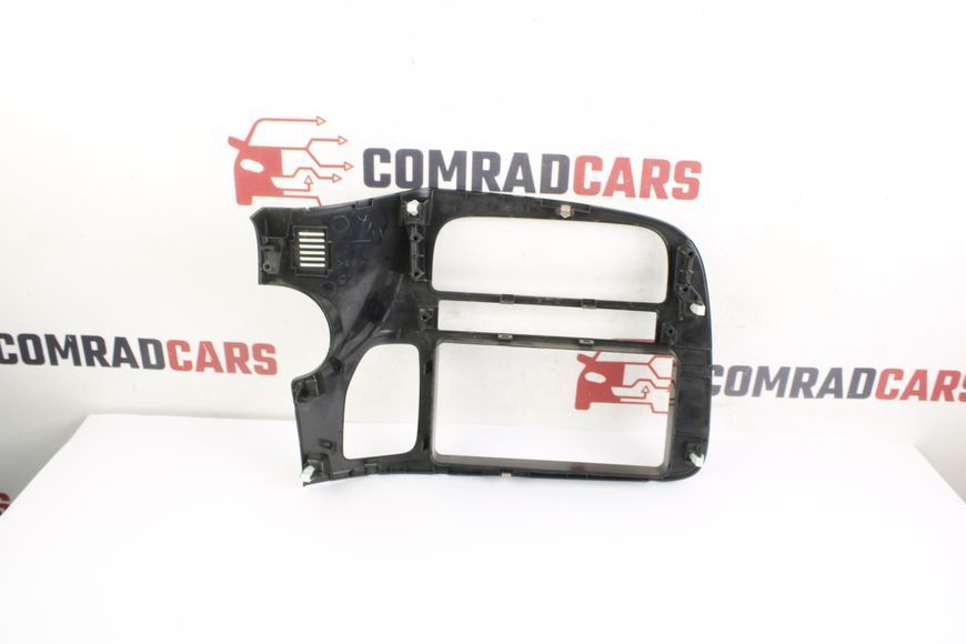 Накладка торпедо центр 2 DIN Mitsubishi Outlander 13-20 8002B475 фото