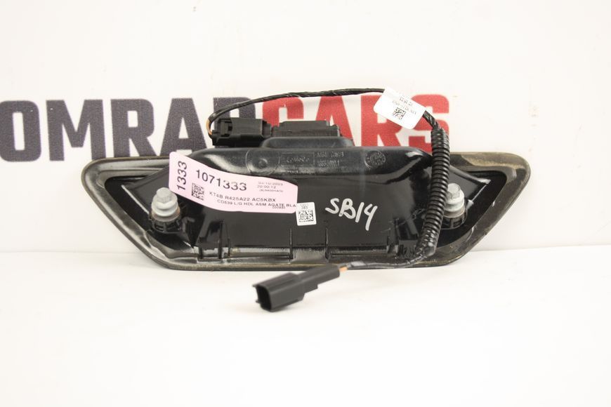 Кнопка открывания крышки багажника Ford Edge 15-24 KT4BR425A22AC фото