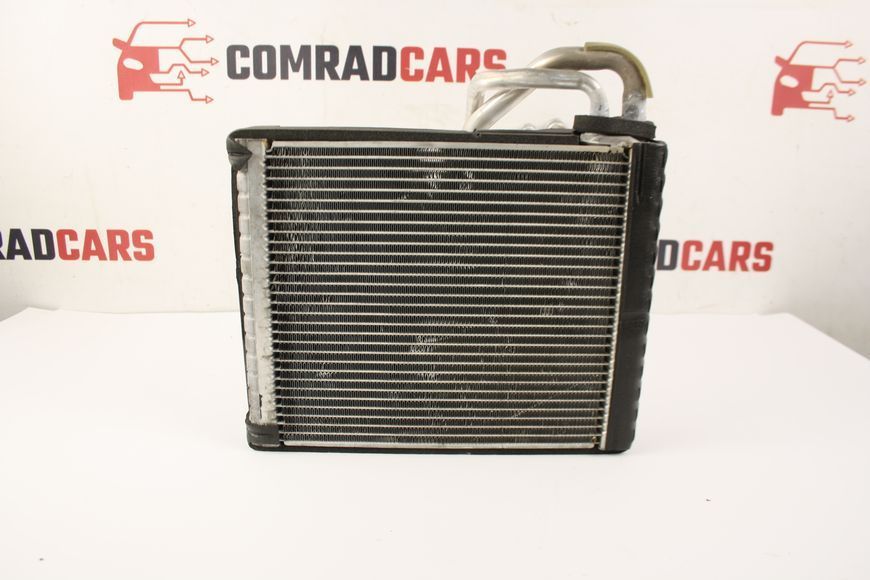 Испаритель кондиционера Jeep Cherokee 14-18 68223040AB фото