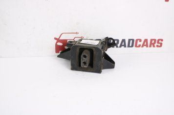 Подушка двигуна лев акпп Hyundai Elantra GT 11-17 21830A5500 фото
