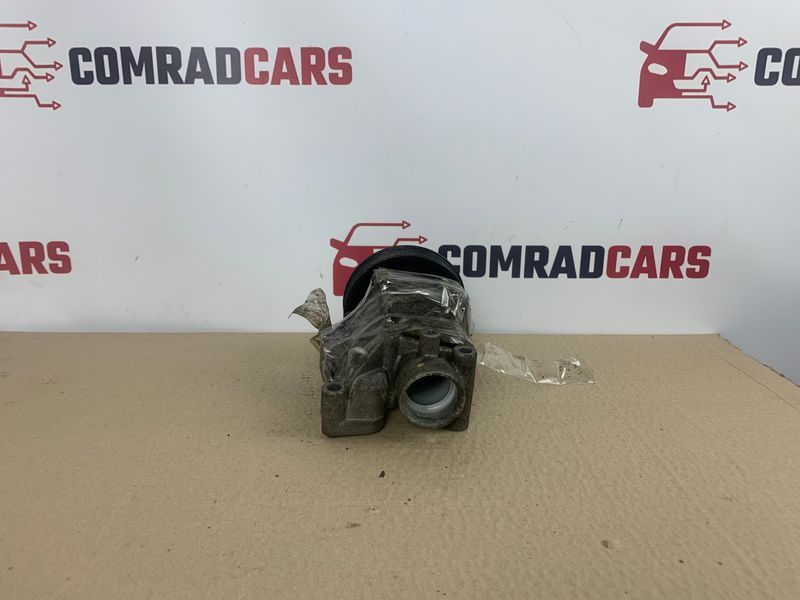 Помпа Hyundai Santa Fe 12-1818 251002G500 фото