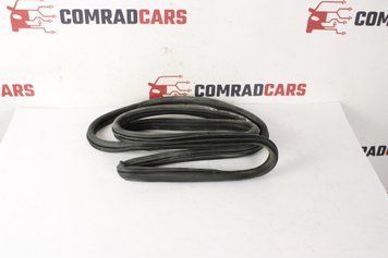 Ущільнювач кузова зад лев Kia Cerato 13-18 83110A7000 фото