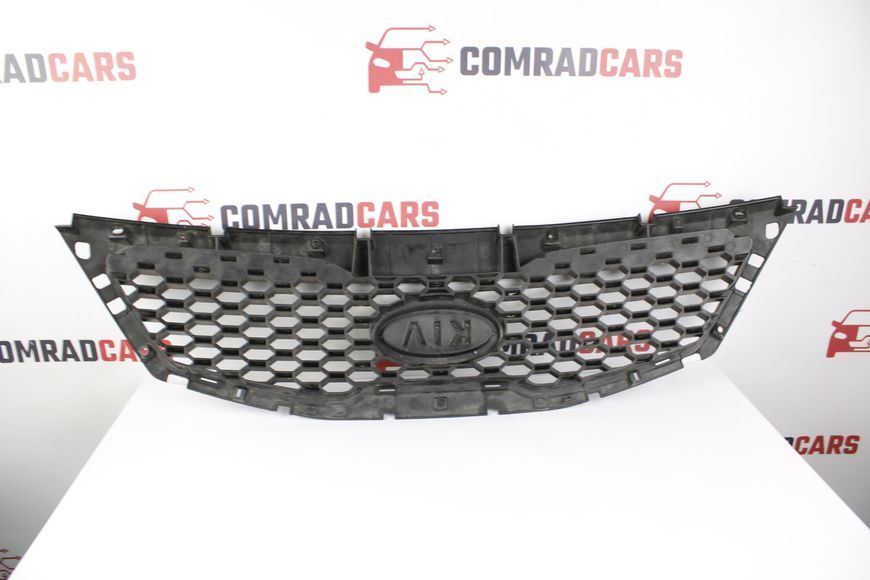 Решітка радіатор Kia Sorento 09-14 863502P000 фото