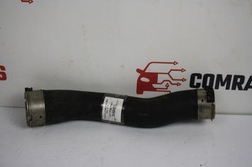 Патрубок интеркулера BMW 328xi 12-18 13717597591 фото
