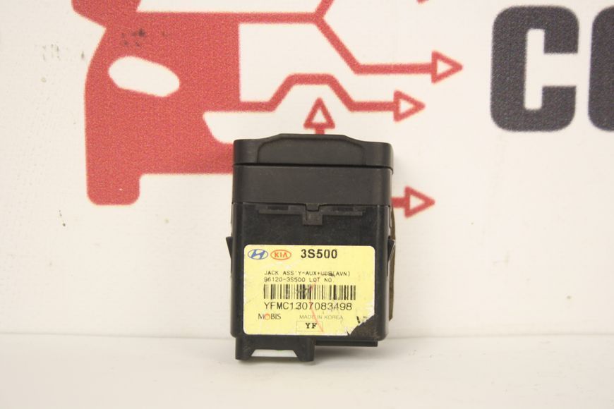 Разъём USB-AUX Hyundai Sonata YF Hybrid 10-14 974203S001 фото